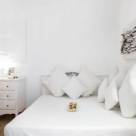 Flat 15 Guests - Trastevere Campo Dei Fiori Luxury Lisboa